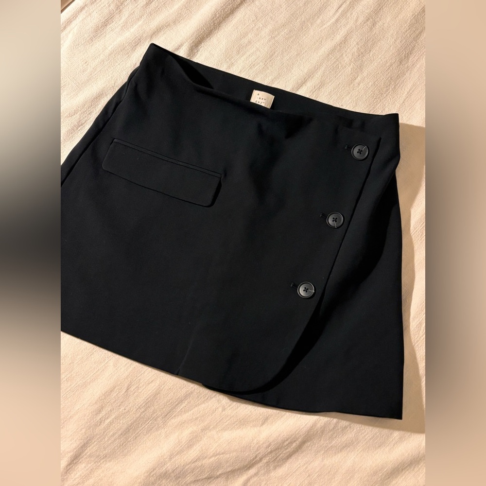 Target Black Button-Front Skirt with Pocket – Size 8